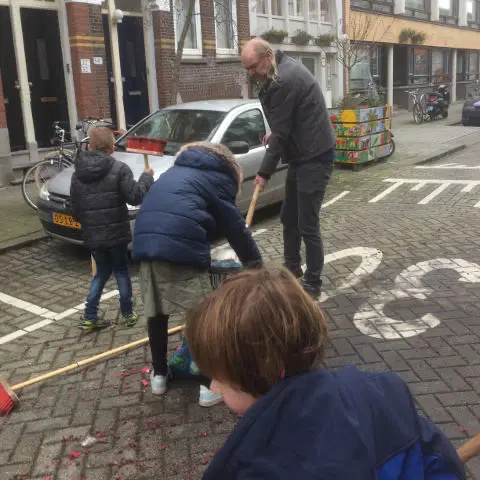 Schoonmaakbende Jan Sonjéstraat